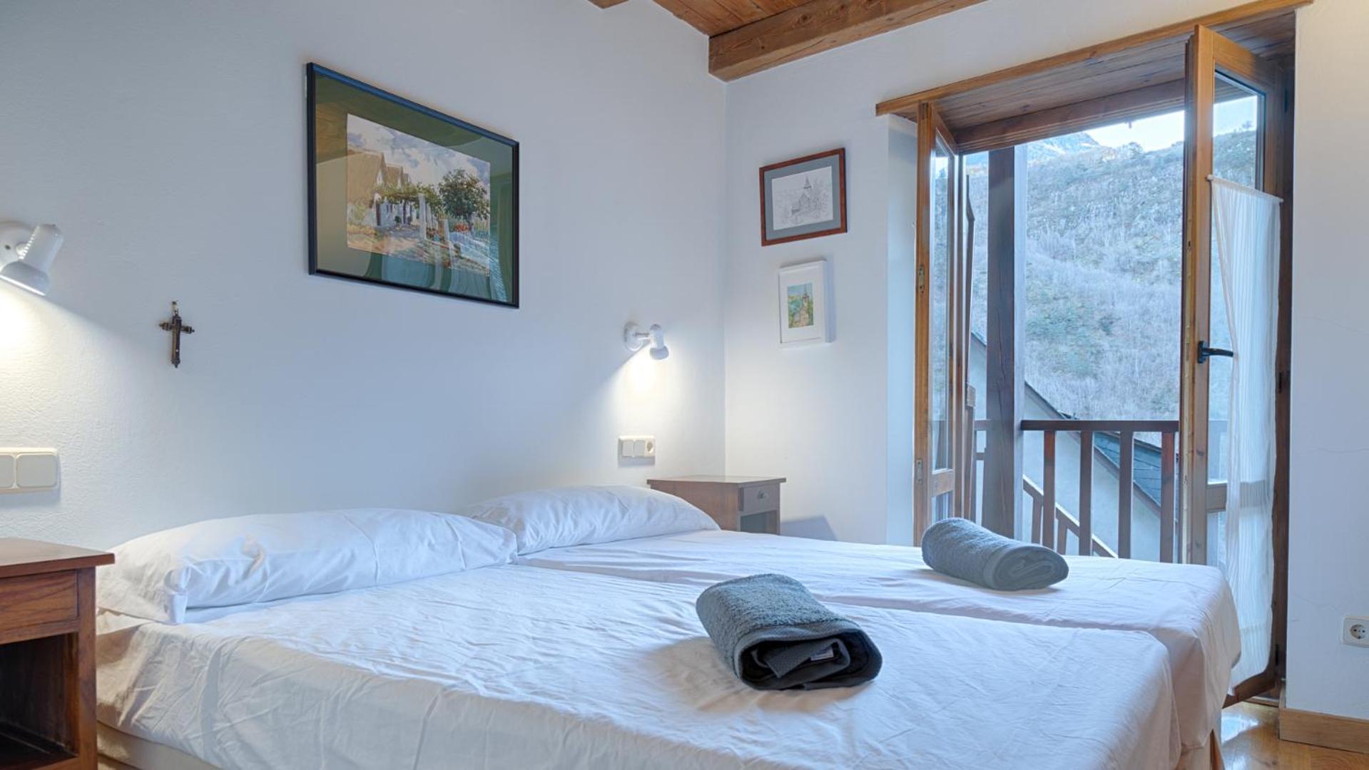 Casa Pincela Benos